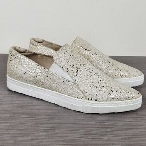 Pelle Moda Pointed Toe Slip-on Sneakers, Ivory Crackled Leather, Womens Size 7.5